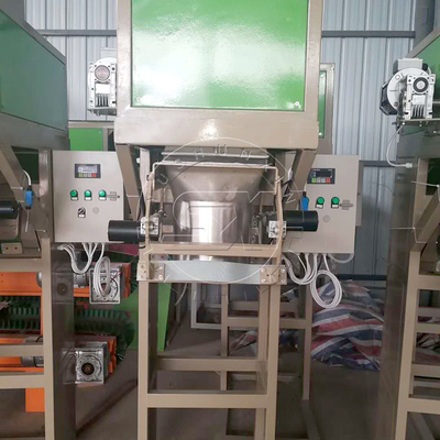 Μηχανή συσκευασίας τροφίμων πουλερικών 1600 KG υψηλής παραγωγικότητας για γέμιση σκόνης και κόκκων