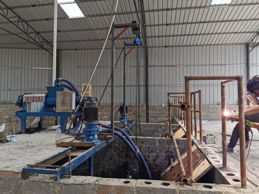 10-20M3/H Διαχωριστής στερεών υγρών για μείωση υγρασίας στην παραγωγή οργανικών λιπασμάτων