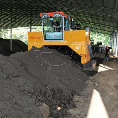12000 KG YSX Popular Crawler Type Compost Turning Machine για τη ζύμωση του κομποστοποίησης